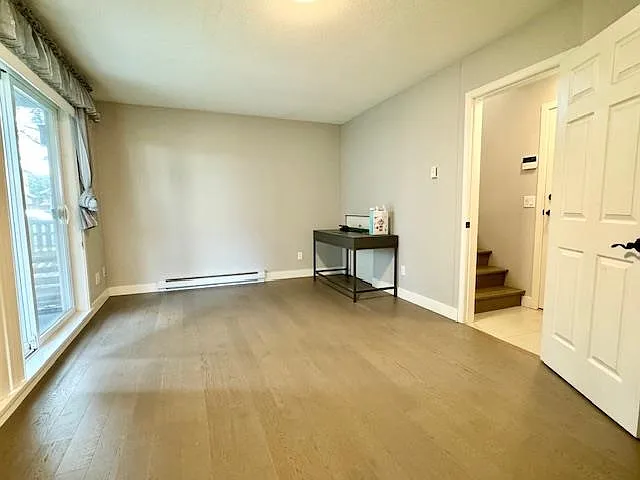 9533 Granville Ave — Photo 20