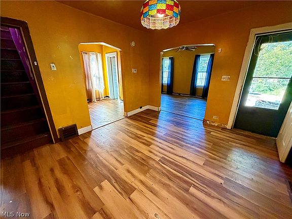 5th image of 4391 E 86th St
