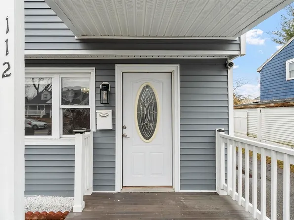 110-112 Everett St, Lawrence, MA 01843