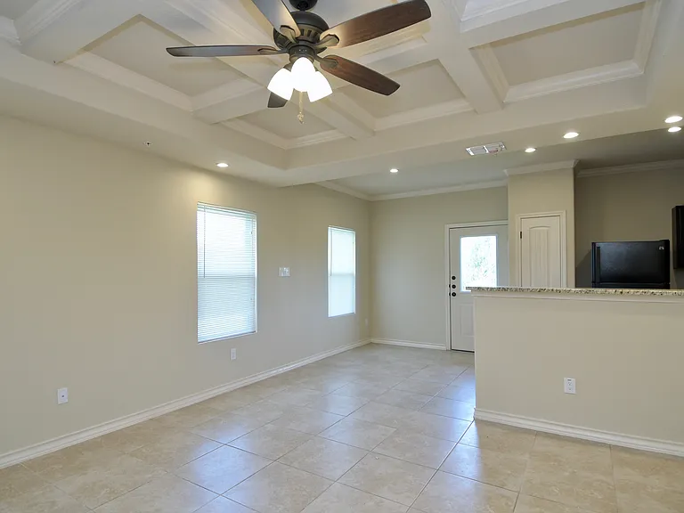 6610 Arancione Ave #103 — Photo 11