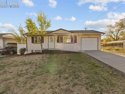 902 Hutchinson Dr, Colorado Springs, CO, 80910
