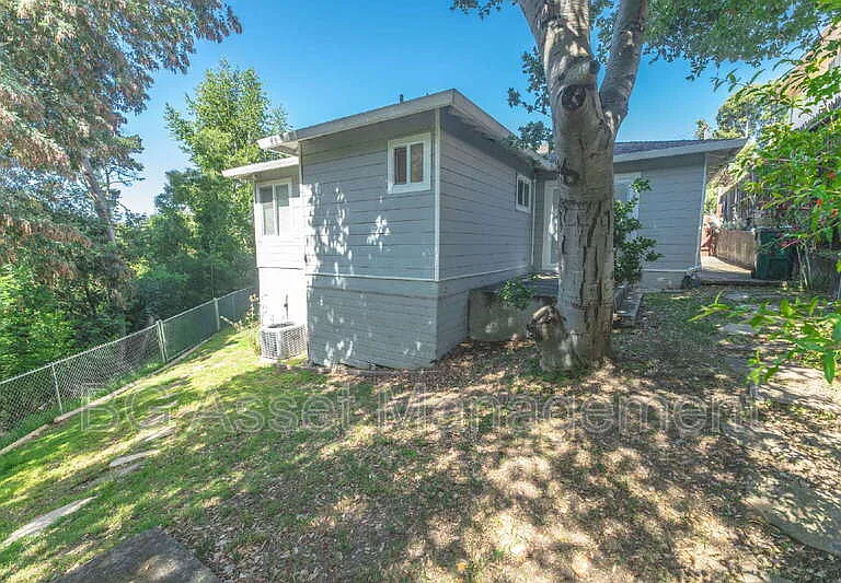 3830 Twin Oaks Way — Photo 35