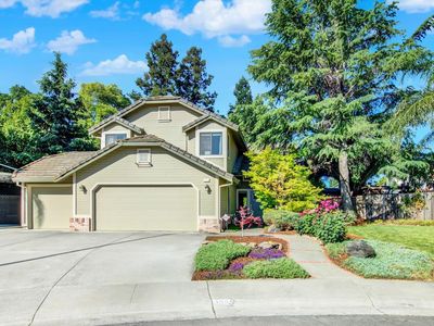 355 Holly Court, Dixon, CA, 95620