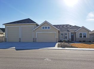 11971 W Streamview Dr, Star, ID 83669