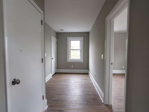 5th image of 31 Gless Ave Floor 2