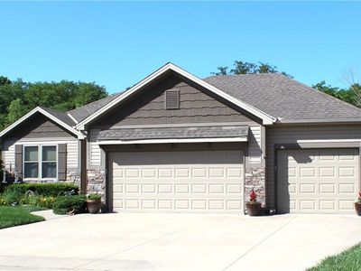 607 Tomahawk Ct, Smithville, MO, 64089