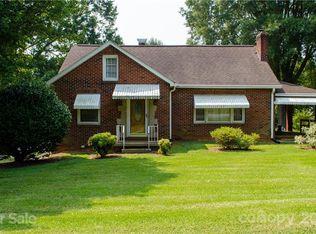 100 2nd Ave SE, Catawba, NC 28609