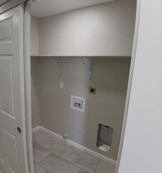 172 W Alamo St #C — Photo 11