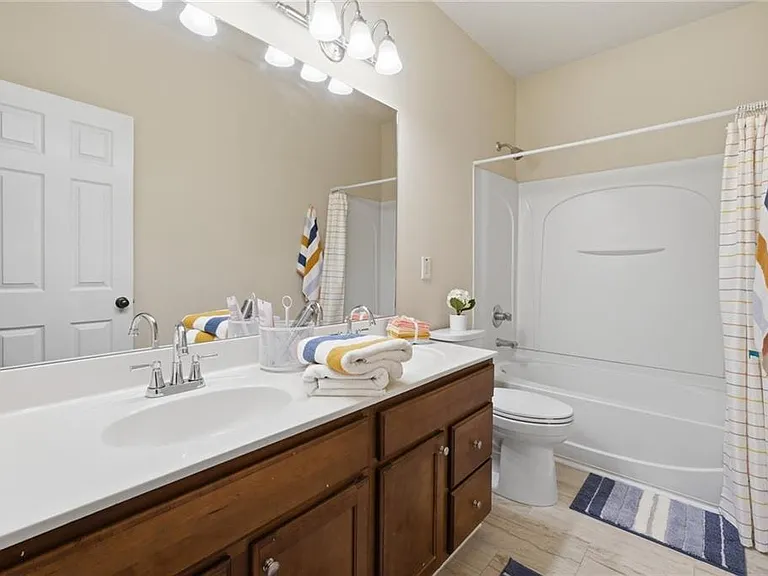 5325 Donehoo Ct — Photo 10