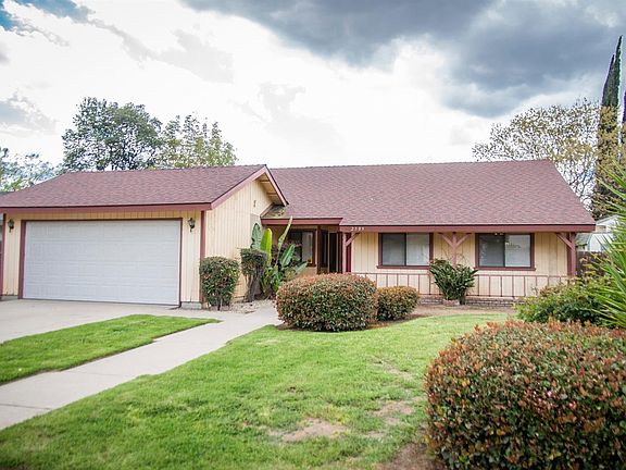 2nd image of 2509 N Charter Oak Ct