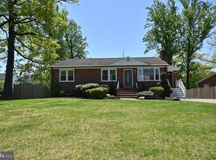 9 Arthur Dr E, Fort Washington, MD 20744