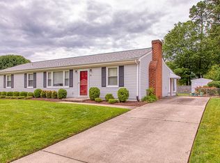 114 Salisbury Rd, Colonial Heights, VA 23834