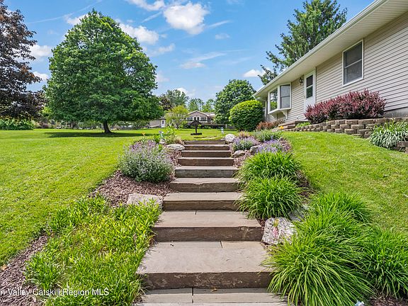 5th image of 19 Viewmont Road