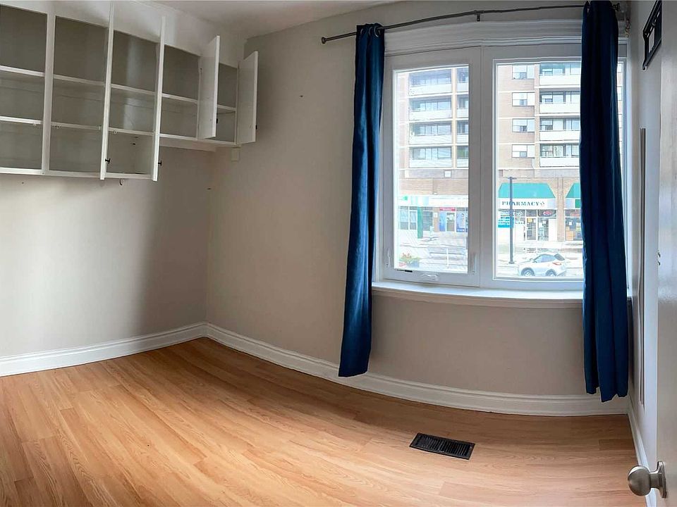 2nd image of 2620 Danforth Ave #1