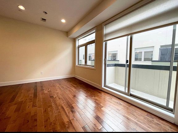 2nd image of 15000 N Palethorp St Unit 3D
