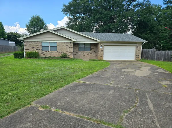 14 Devon Ln, Jacksonville, AR 72076
