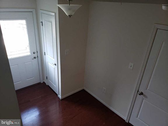 4th image of 7209 Winding Hills Dr