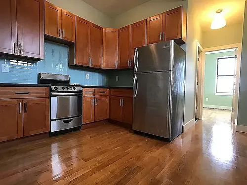 17 Melrose St #2Z Photo 1