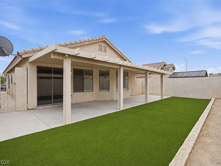 6526 Blooming Sun Ct — Photo 4