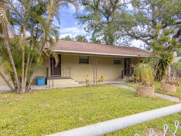 2029 Palm Ter, Sarasota, FL 34231