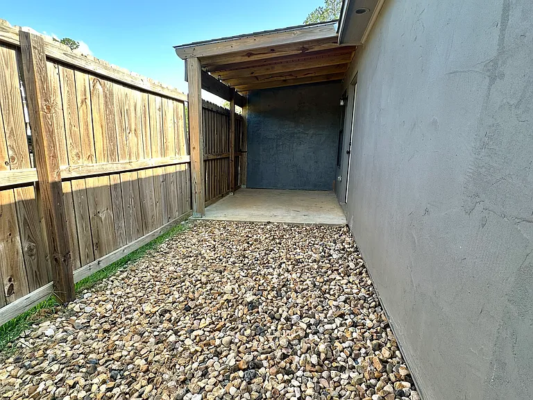 331 Murphey Dr #B — Photo 11