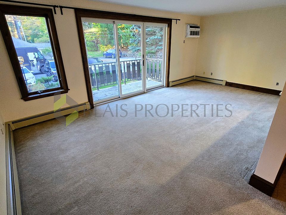 Living Area, Private Deck