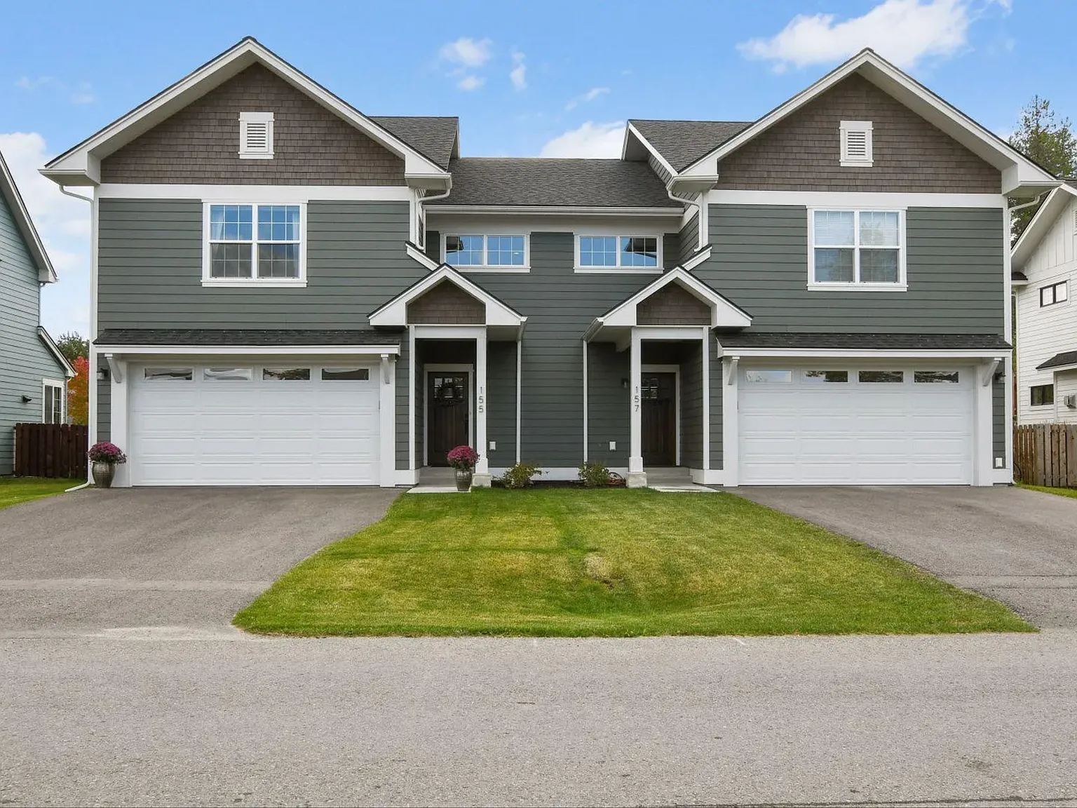 3 bed, 2.5 bath, 1826 sqft, $3,100 — Photo 1