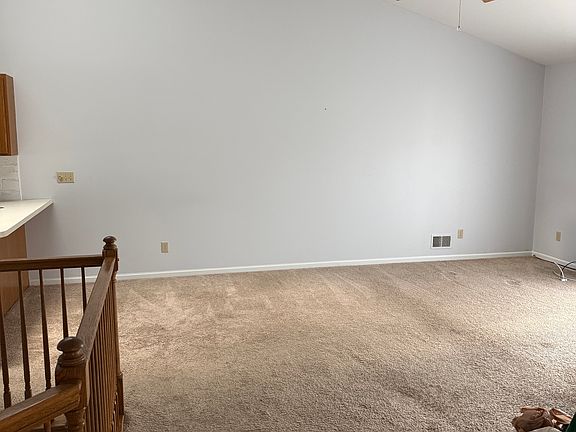 2nd image of 9413 Woodland Ct