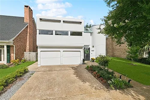 3704 Severn Ave Photo 1