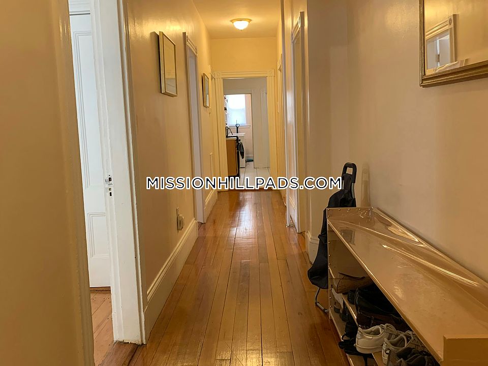 1st image of 123 Hillside St #1