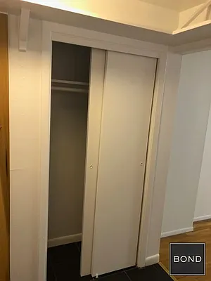 Rented by Bond New York | media 5