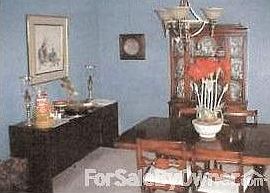 5th image of 1877 Woodleigh Dr W