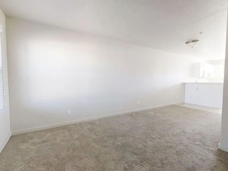 1080 W 965 N #304 — Photo 2
