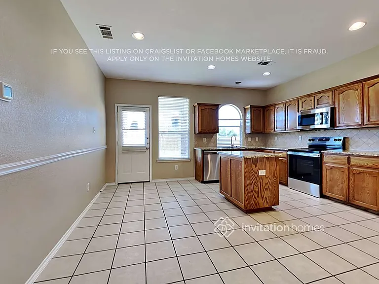1233 Juniper Ln — Photo 6