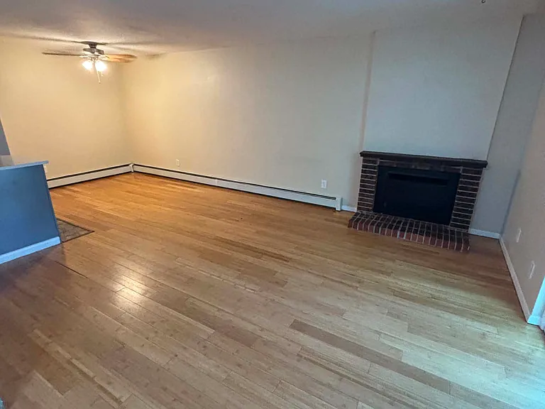 54 Nome Way #B — Photo 8