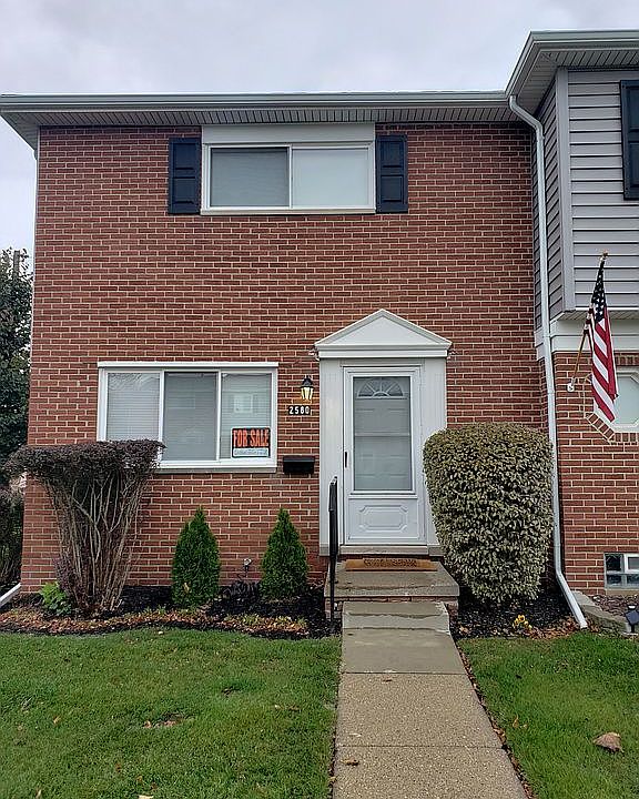 1st image of 2580 Patrick Henry St