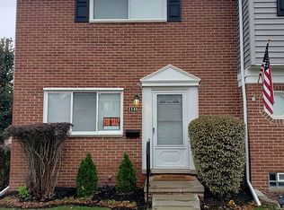 2580 Patrick Henry St, Auburn Hills, MI 48326
