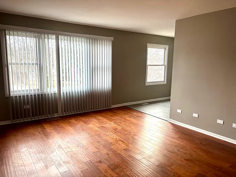 415 Lincoln Ave #B — Photo 3
