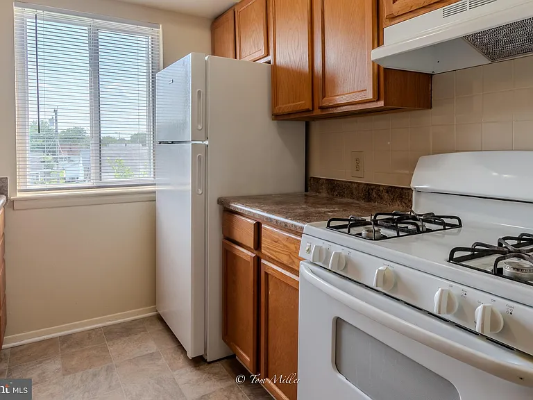 7407 Alvah Ave #F — Photo 8