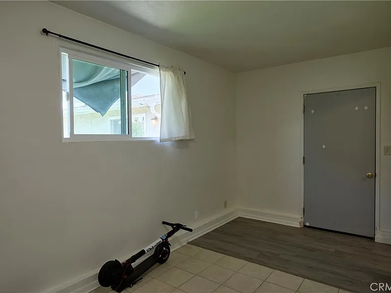170 E Floral Dr — Photo 2