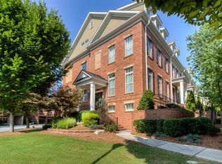 232 Alderwood Point, Sandy Springs, GA 30328