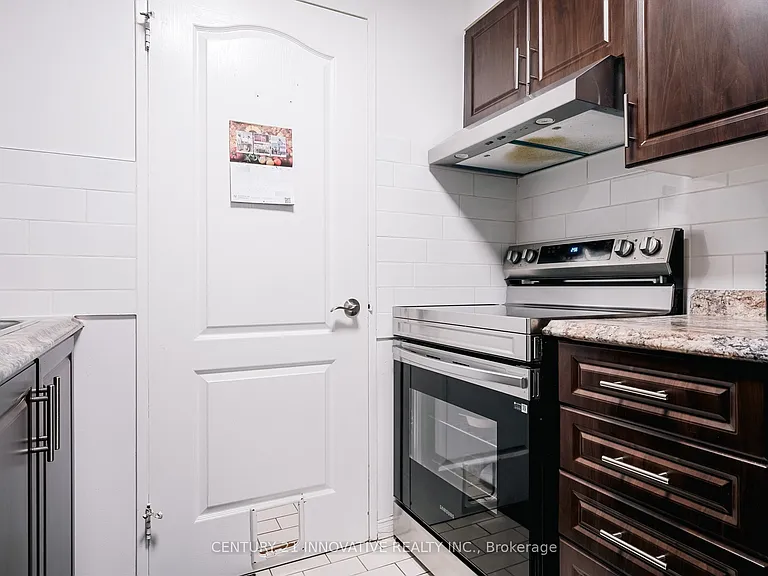 330 McCowan Rd #1702 — Photo 18