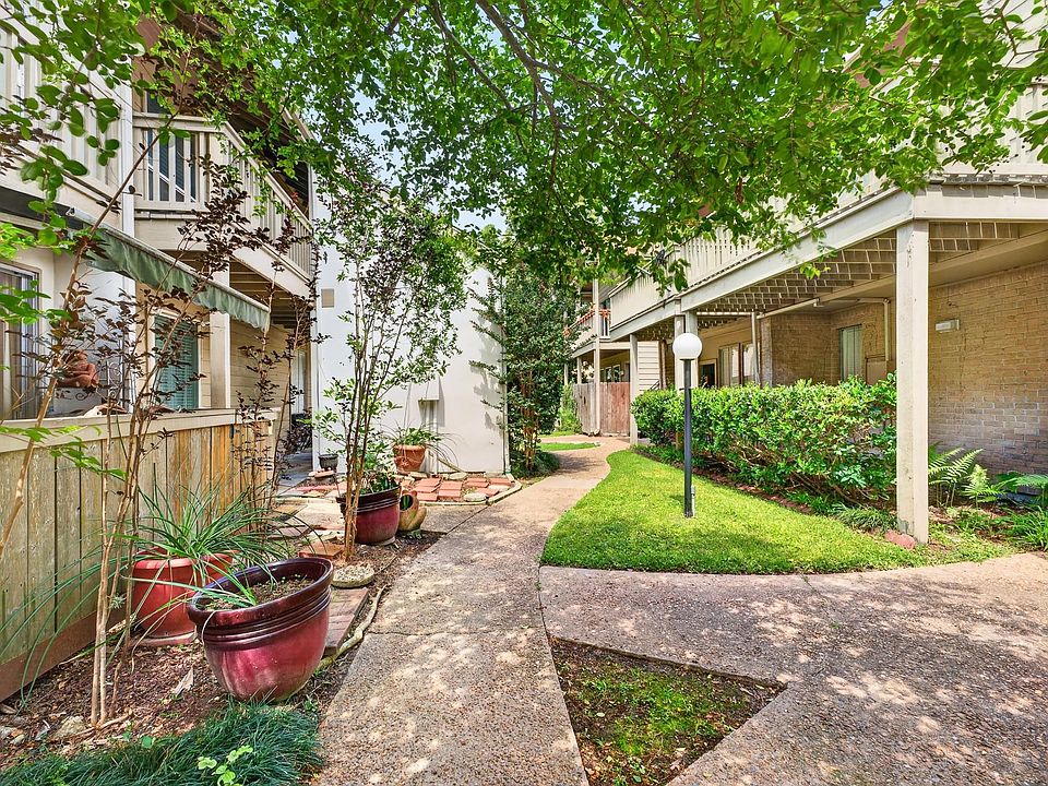 1st image of 2100 Tanglewilde St APT 225