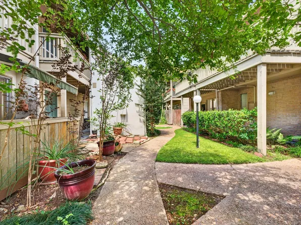 2100 Tanglewilde St APT 225, Houston, TX 77063