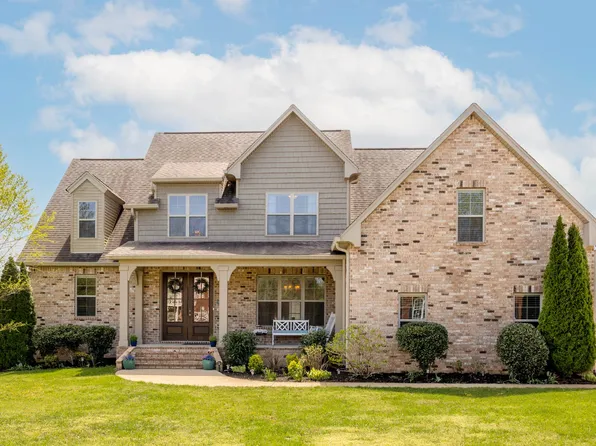 1114 Kacie Dr, Pleasant View, TN 37146