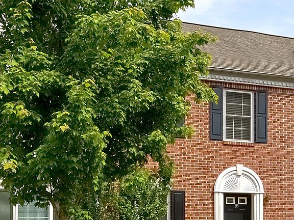 2nd image of 15 Middlesex Road