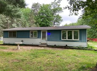 226 Vienna Ct, Houghton Lake, MI 48629