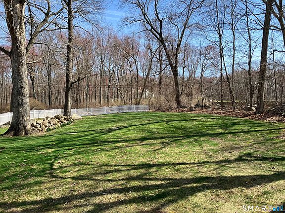 4th image of 73 Lake Road