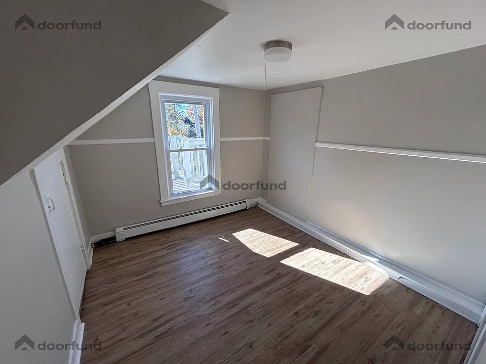 54 E Main St #6