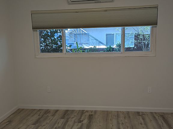 5th image of 730 Ashland Ave #C